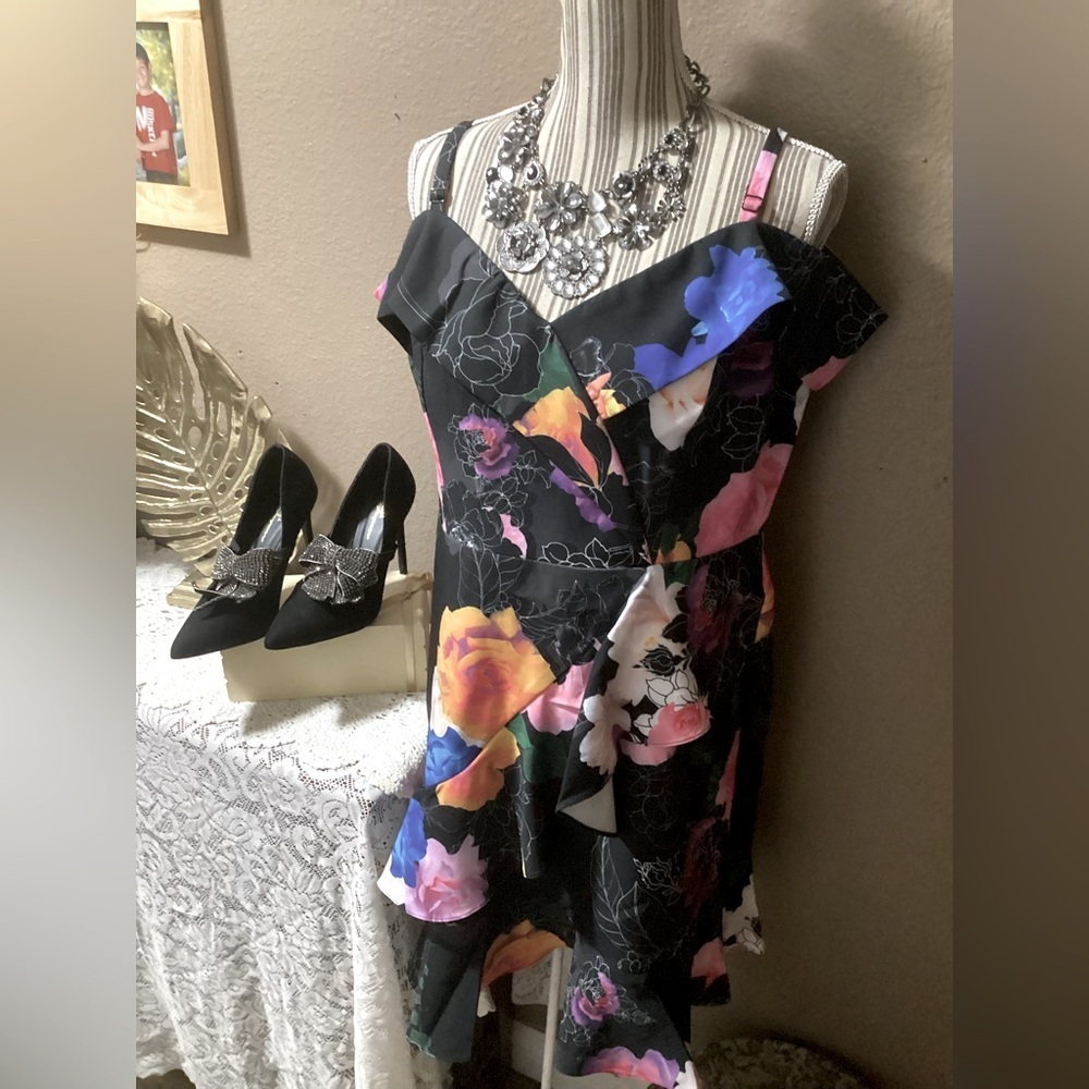 City Chic Floral Off-Shoulder Dress - Picture 7 of 15
